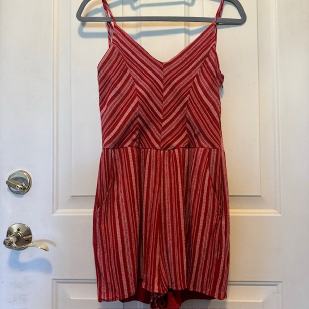 ONE Clothing Striped Chevron Romper with Pockets sz M